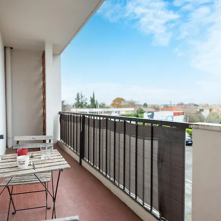 Spacieux T3 Avec 2 Parkings Gratuits Et 2 Balcons *