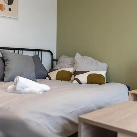 Spacieux T3 Avec 2 Parkings Gratuits Et 2 Balcons Apartmán